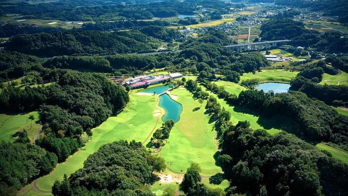 シルクカントリー倶楽部 - 1