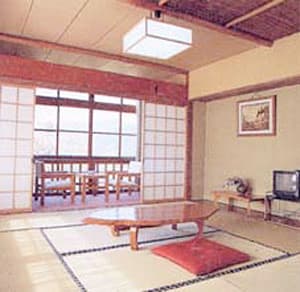유야마온천 이치부사관광호텔 - 2