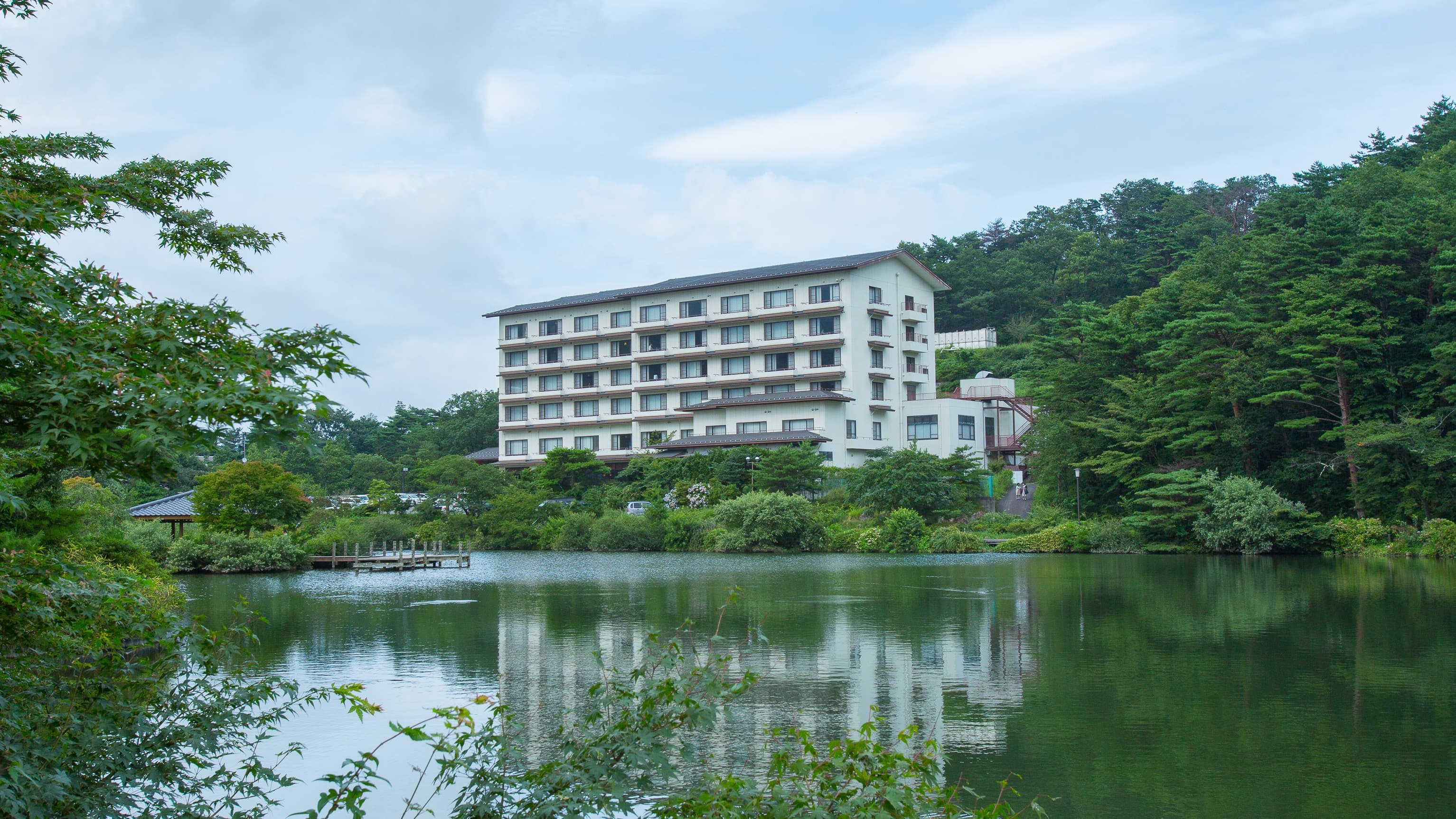 岳温泉　鏡が池碧山亭（伊東園ホテルズ） - 1